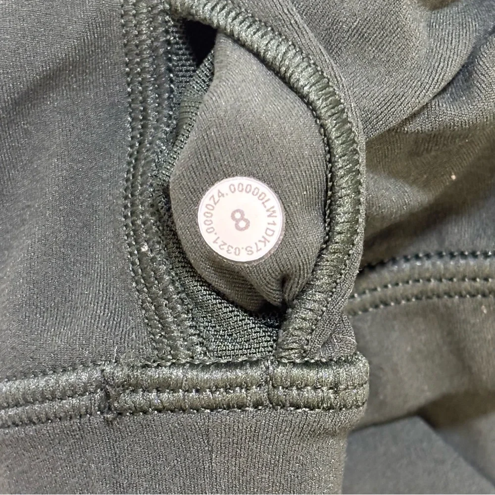 Lululemon Athletica Align™ Waist-Length Tank Top Rainforest Green Size 8 - Picture 5 of 6